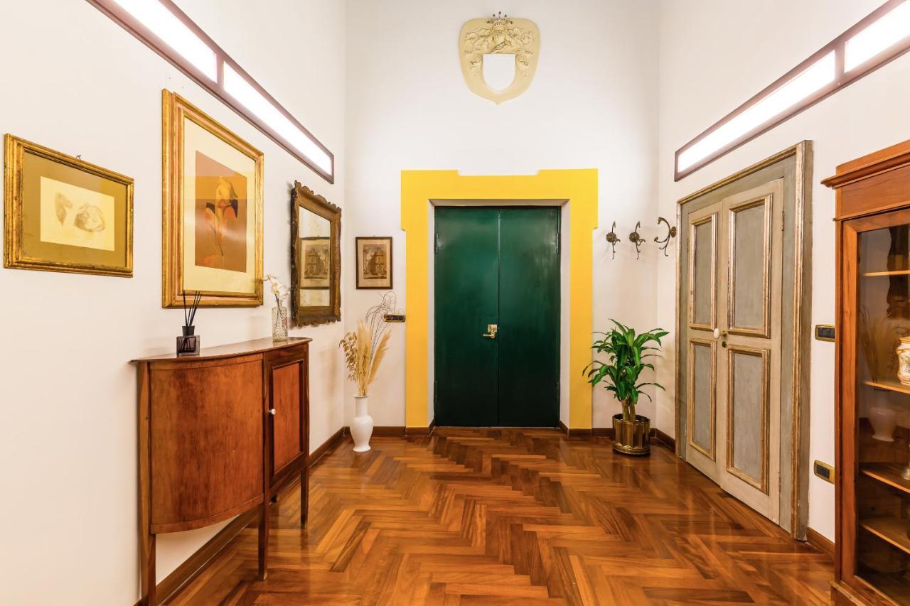 Pulcra Domus Apartment